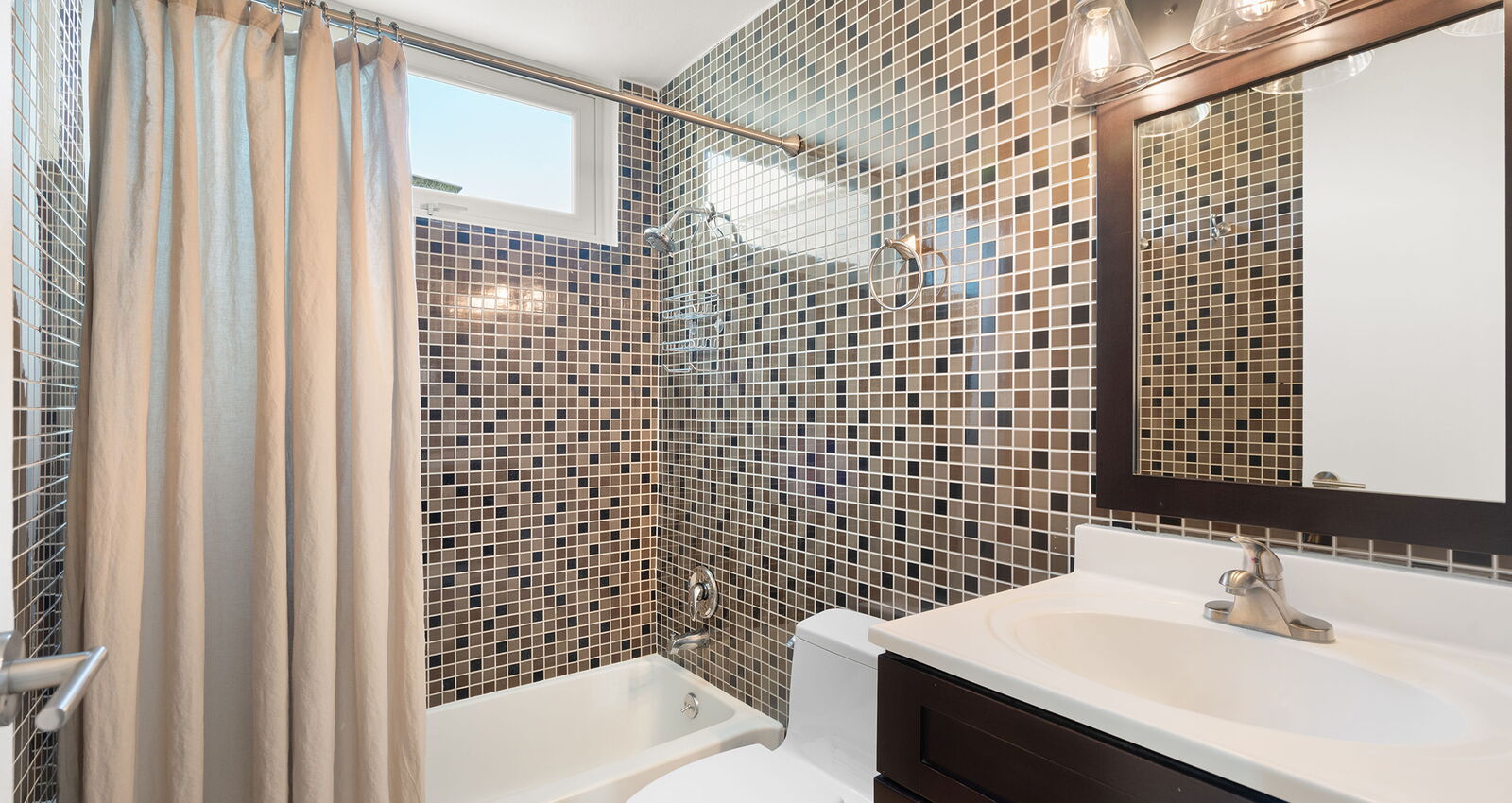 359 Camino de la Pomarrosa