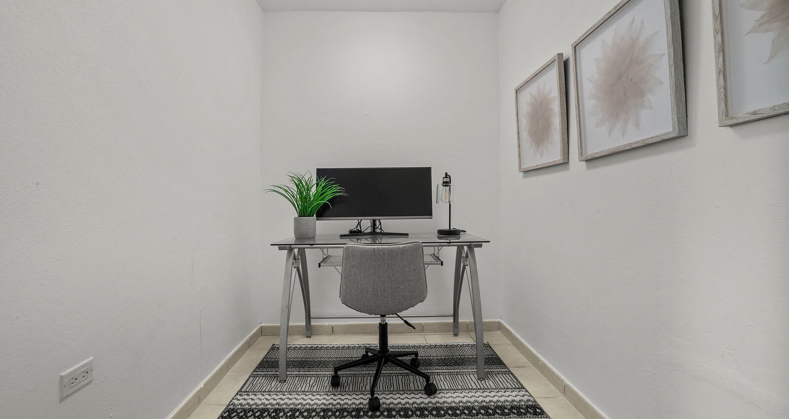 170 Camino de Los Jazmines