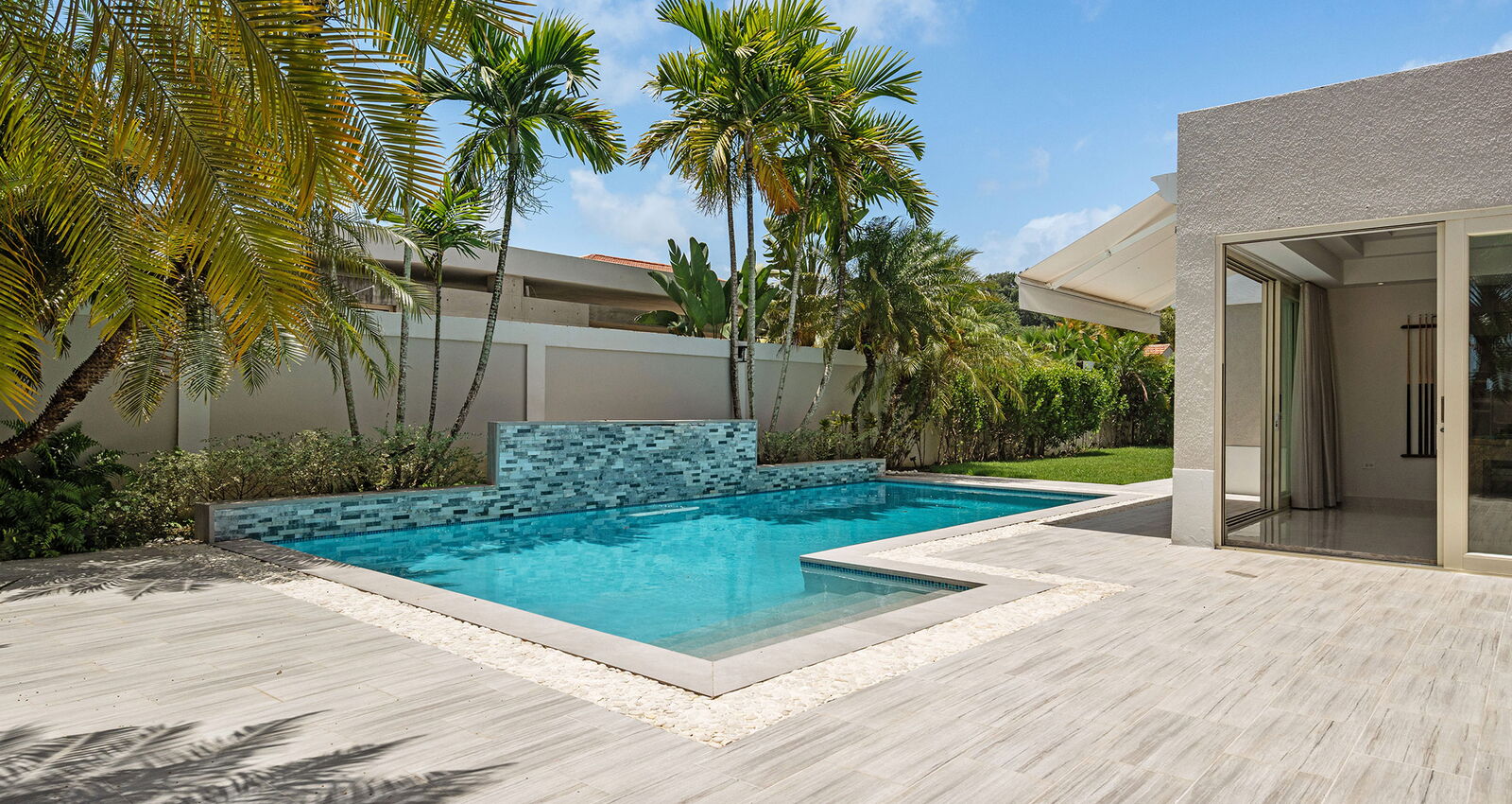 Luxury Pool Sabanera