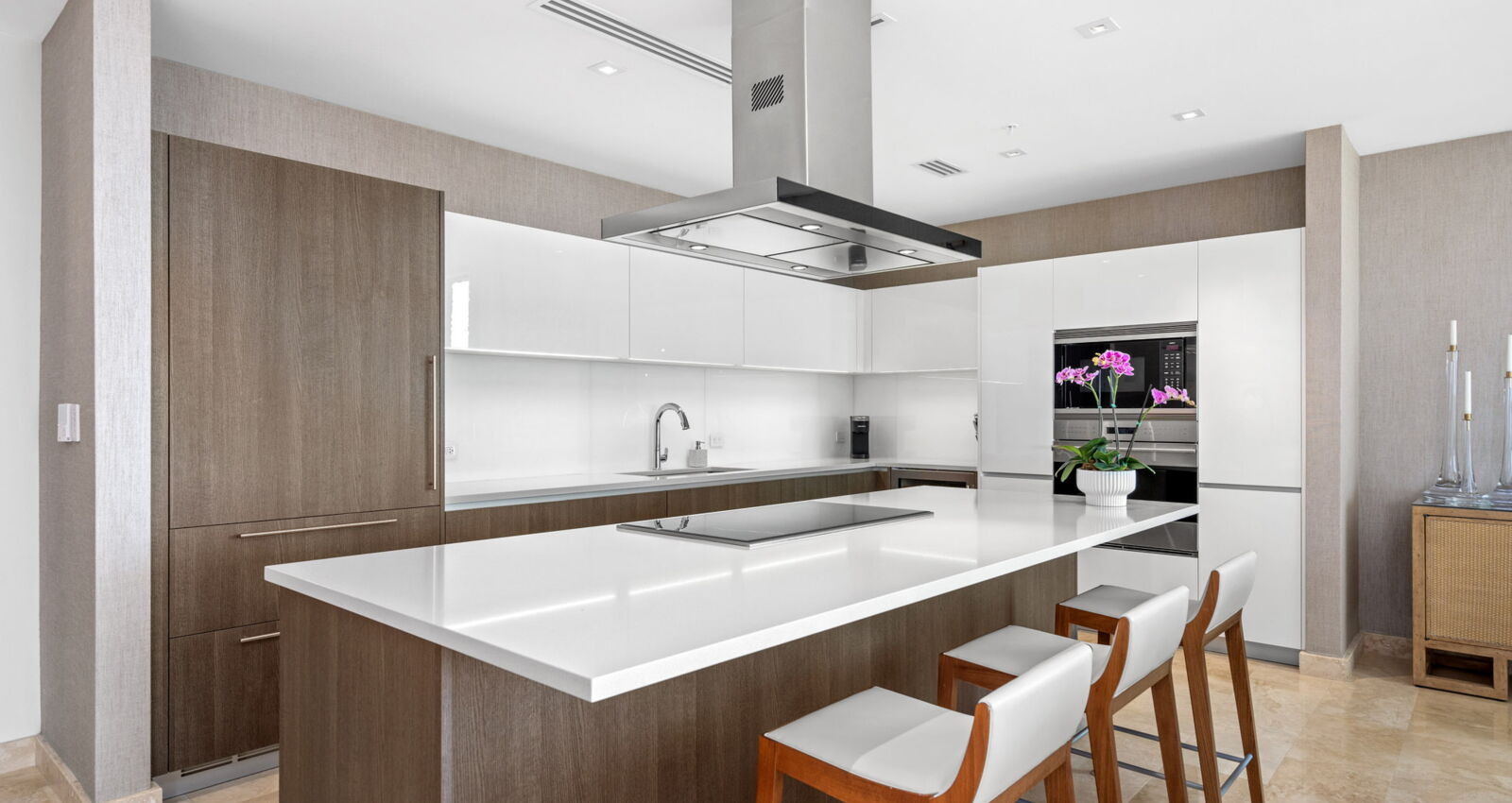 West Beach Residence #23-010