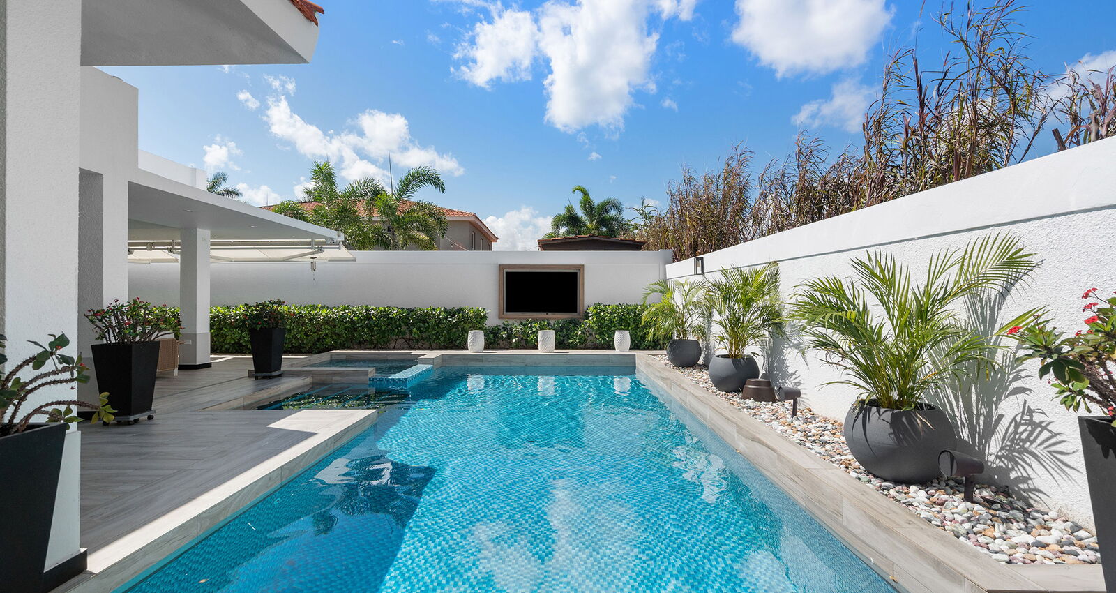 Luxury Pool in Sabanera Dorado