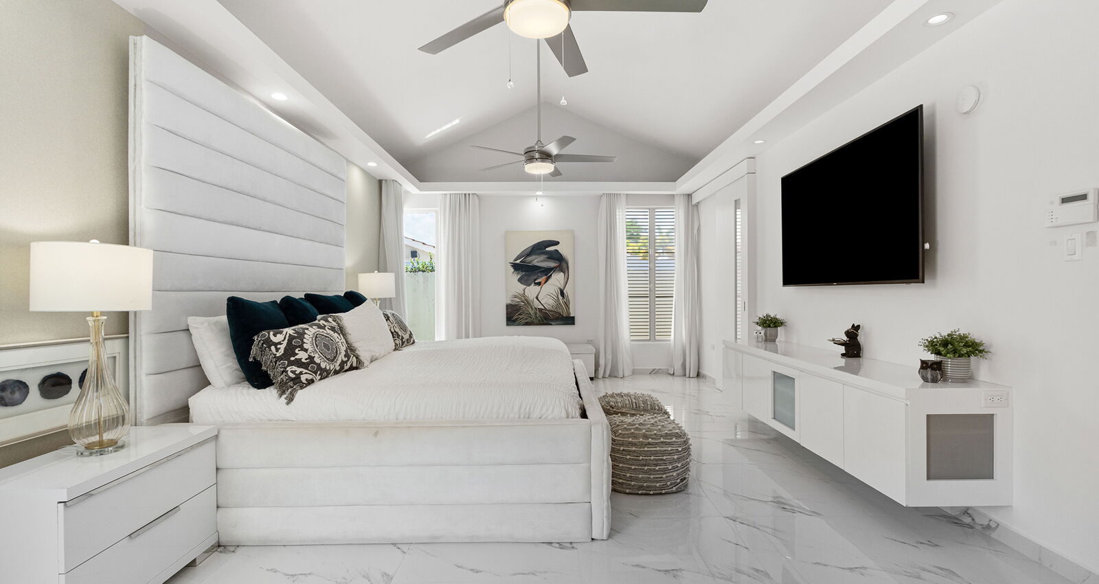 Guest Bedroom Sabanera Dorado