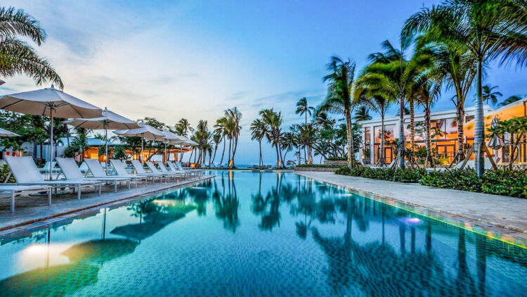 Encanto Beach Club Pool