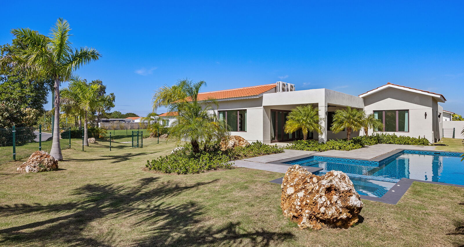 697 Camino de las Playeras