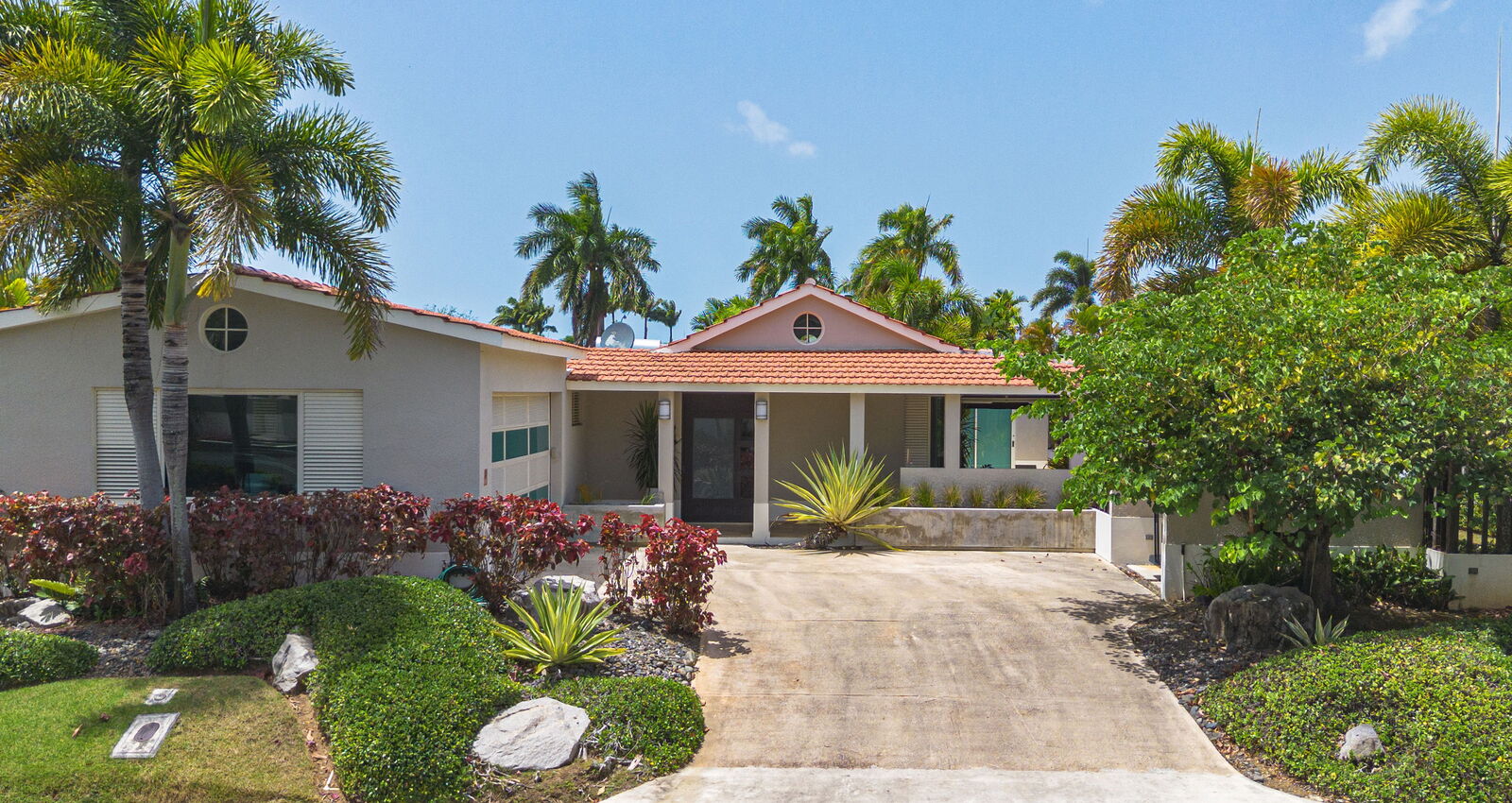 Luxury Homes for sale in Sabanera Dorado Puerto Rico