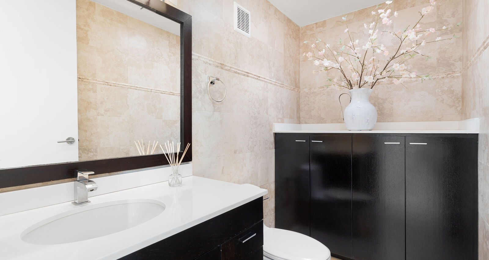 359 Camino de la Pomarrosa