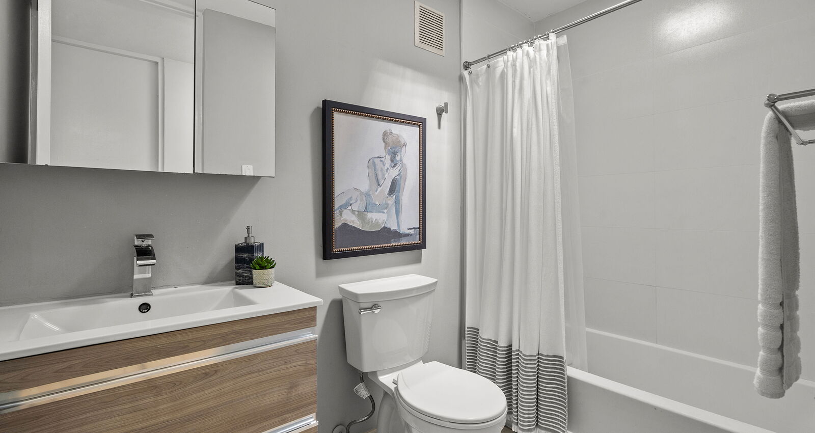 170 Camino de Los Jazmines