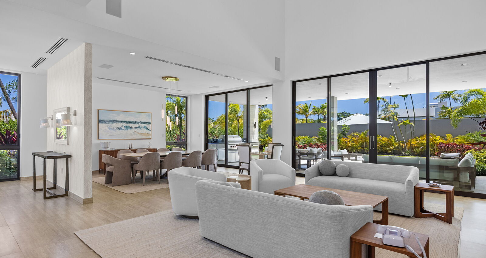 Modern Luxury Living Room