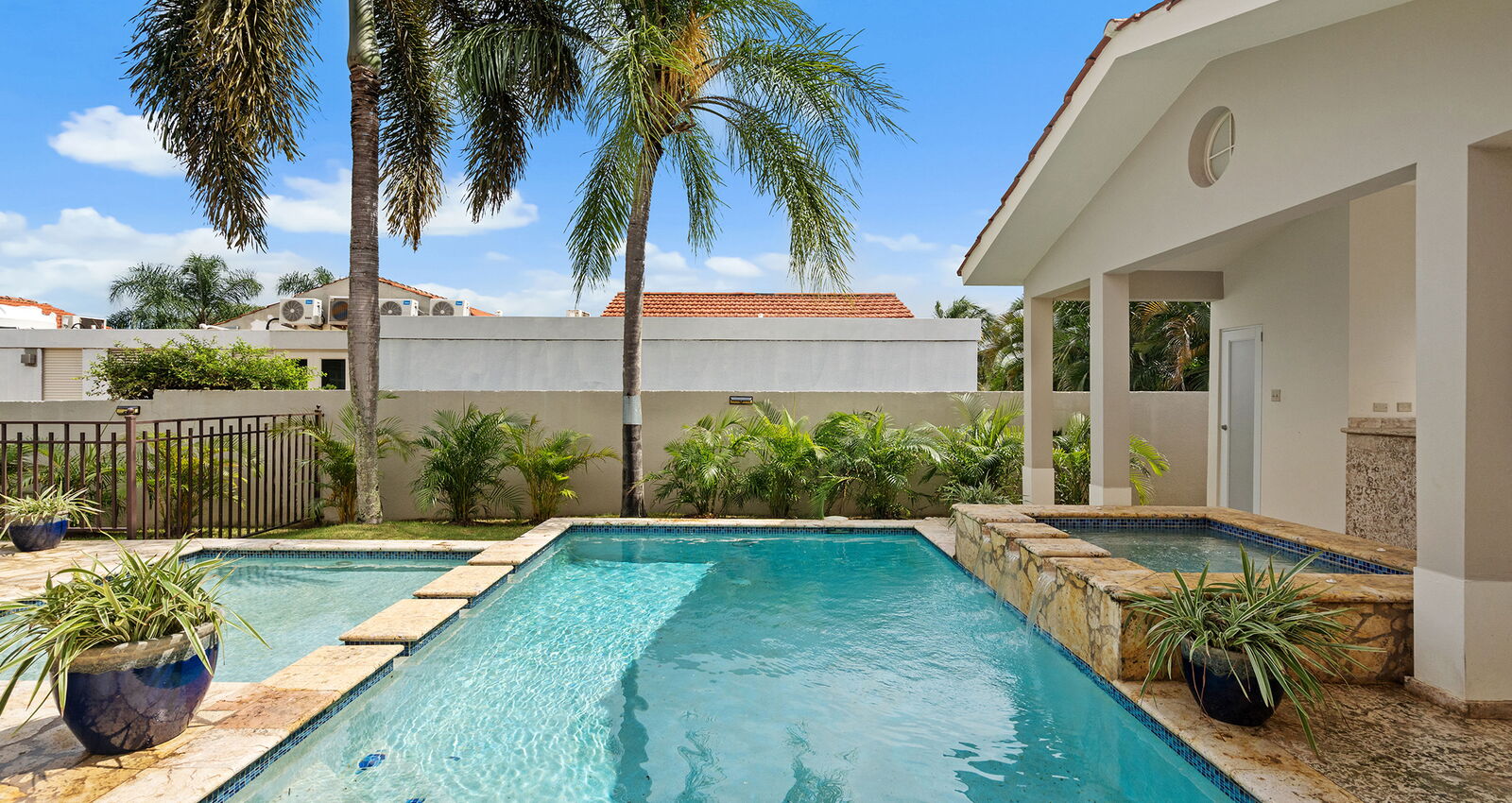 170 Camino de Los Jazmines