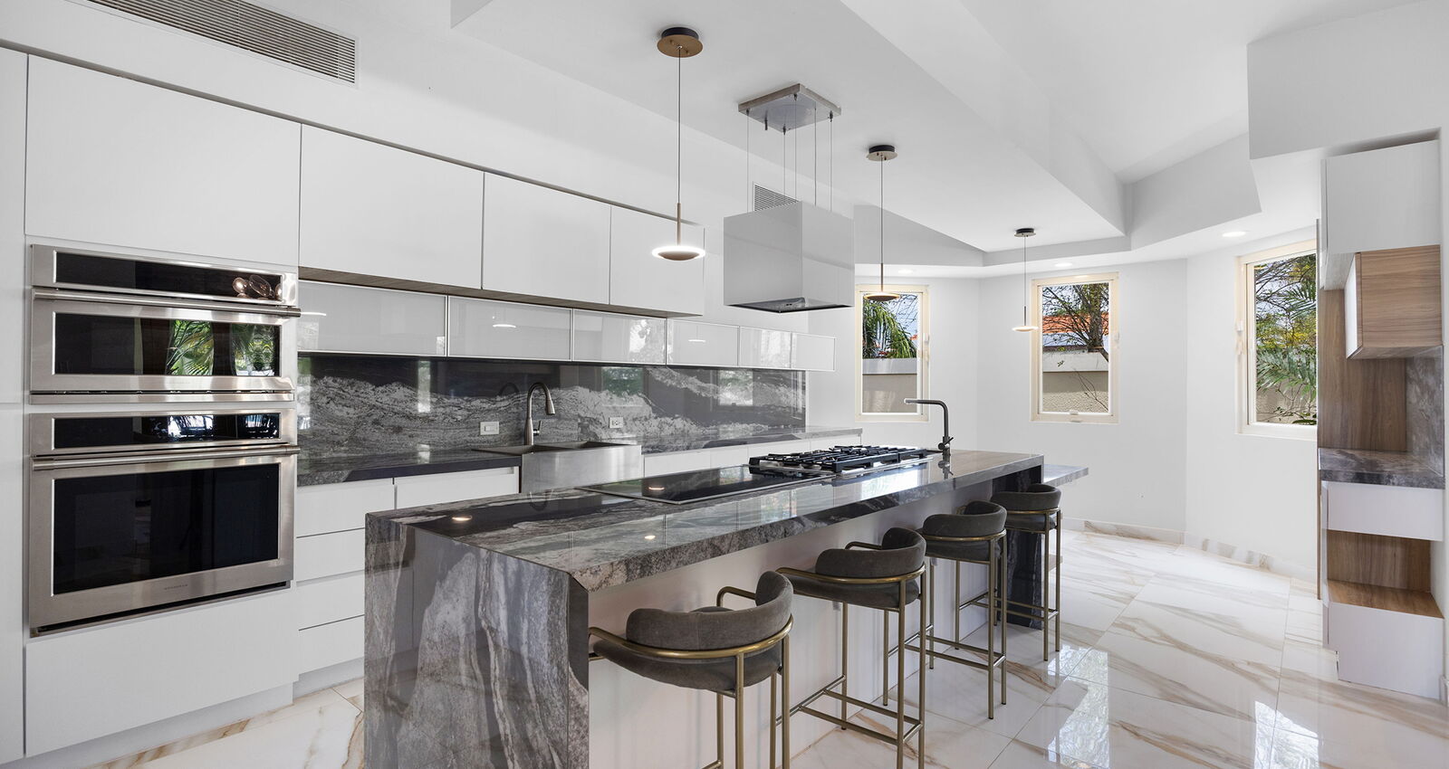 Contemporary Kitchen Dorado