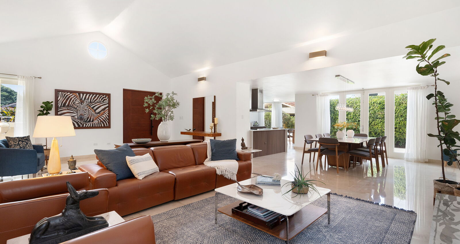 359 Camino de la Pomarrosa