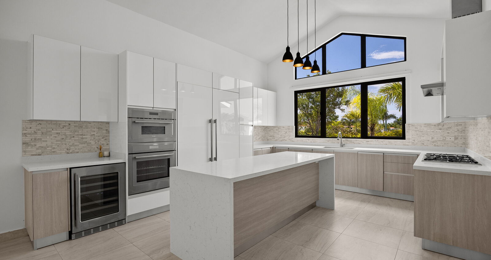 697 Camino de las Playeras