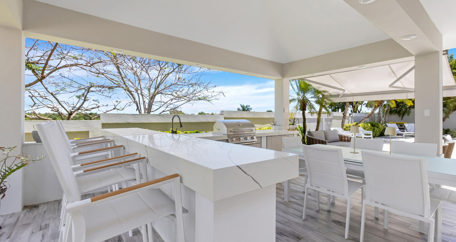 Outdoor Dining Area