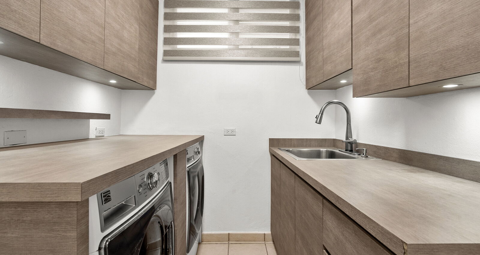 170 Camino de Los Jazmines