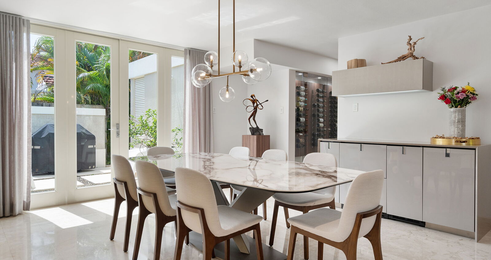 Contemporary Dining Room Puerto Rico
