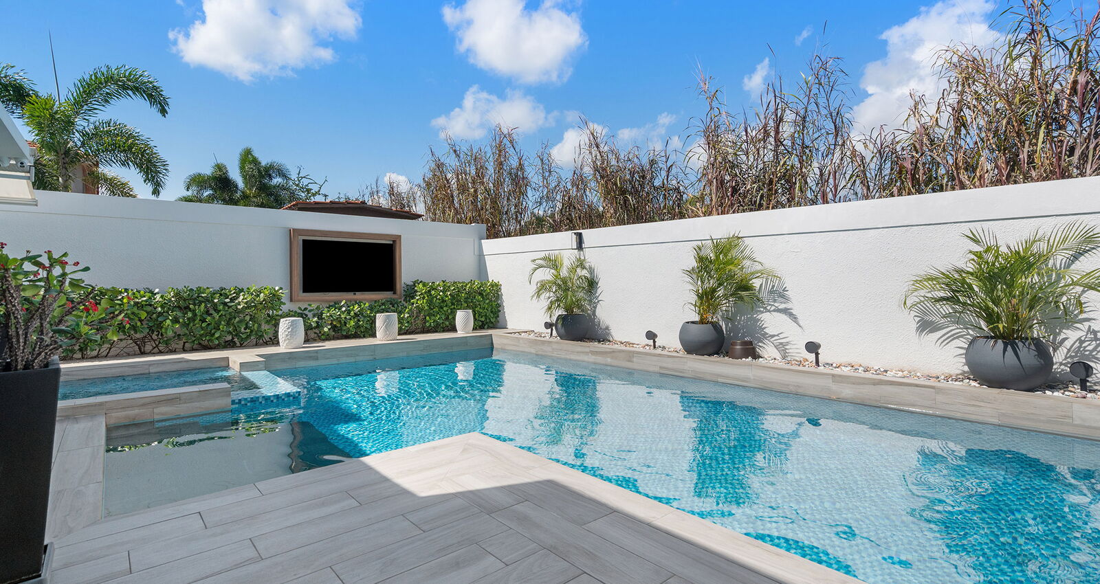 Luxury Pool in Sabanera Dorado